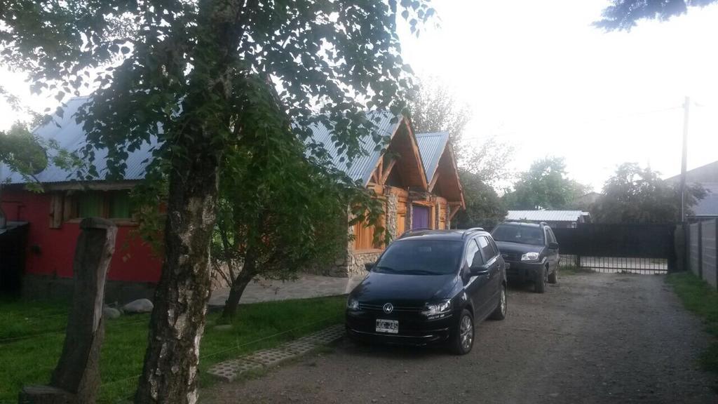 Cabanas Pehuenia Vandrarhem El Bolsón Exteriör bild
